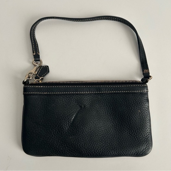 Vintage Dooney & Bourke Pebbled Leather Wristlet - Picture 2 of 7